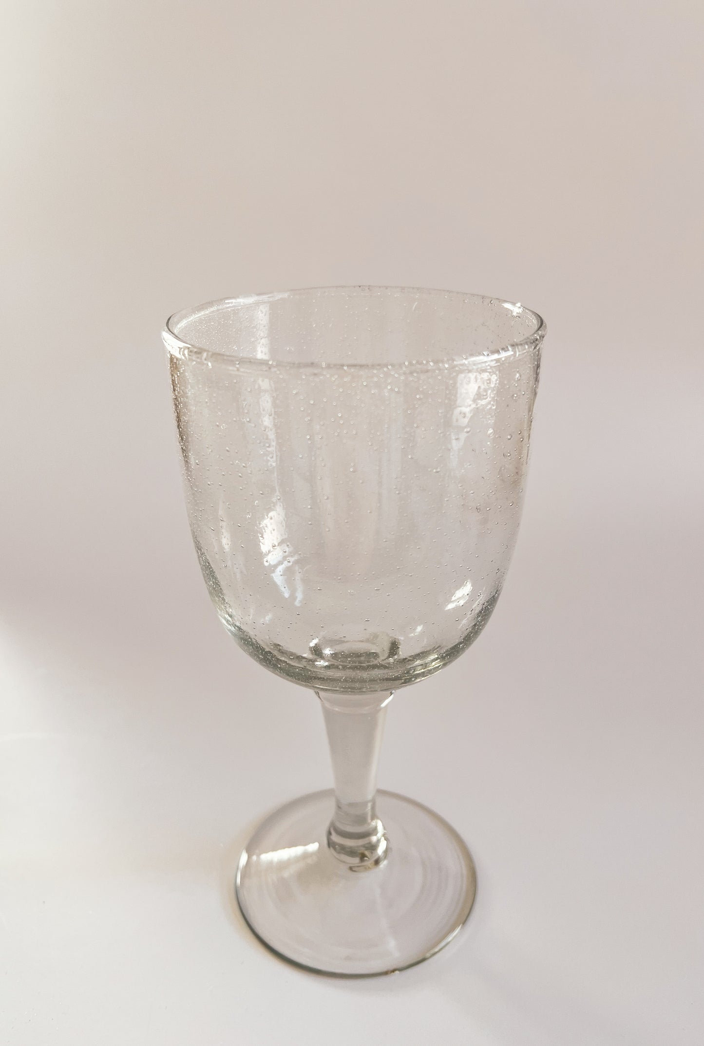 handmade-drinking-wine-glass-goblet-dining-tableware