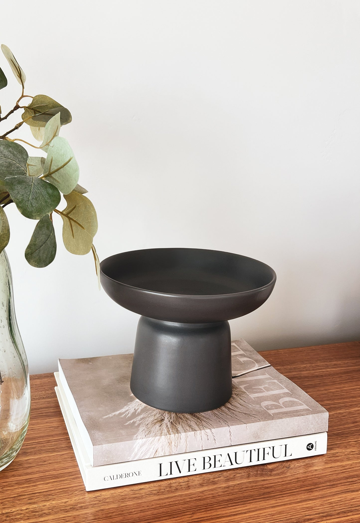 ceramic-footed-bowl-home-decor