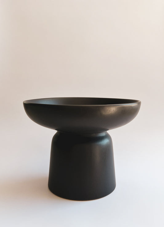 ceramic-footed-bowl-home-decor