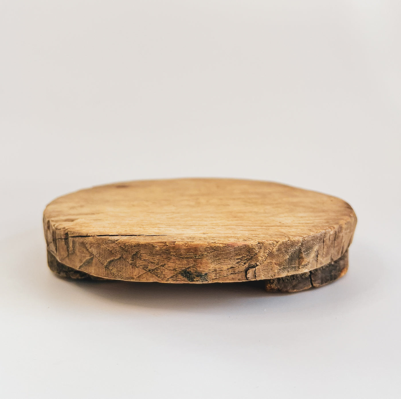 chapati-board-kitchenware-home-decor-rustic-wooden-stand