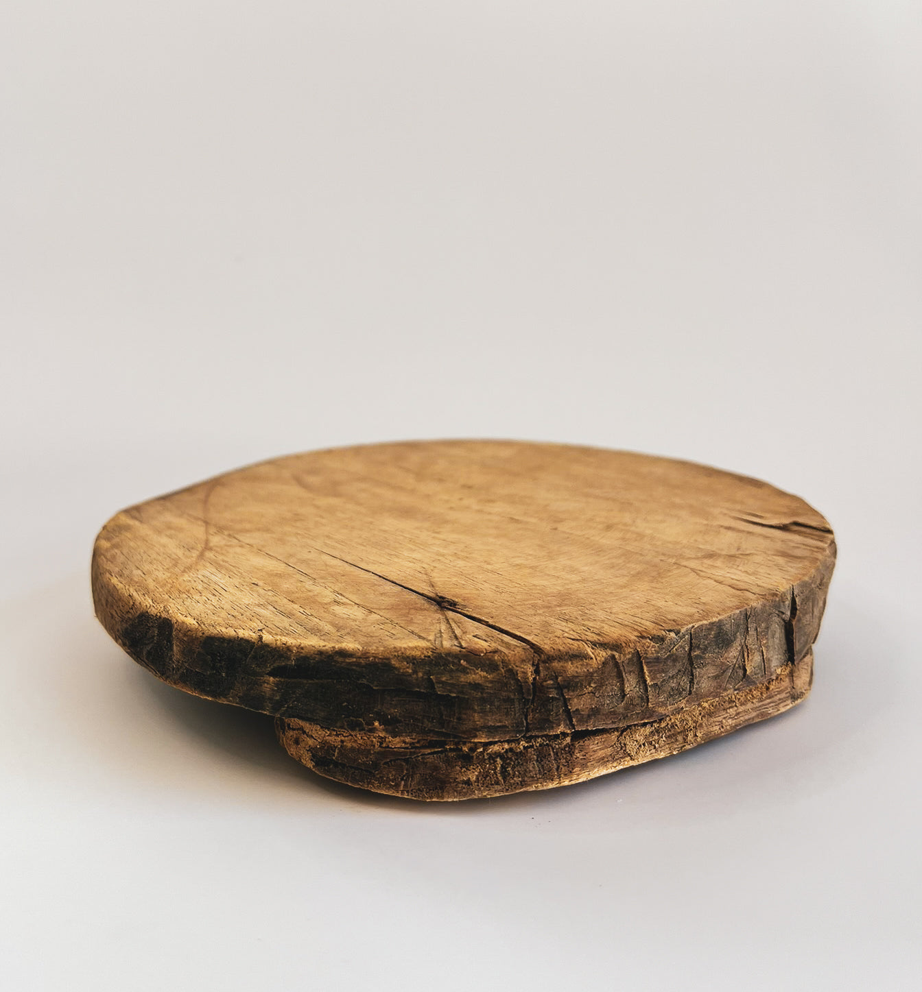 chapati-board-kitchenware-home-decor-rustic-wooden-stand