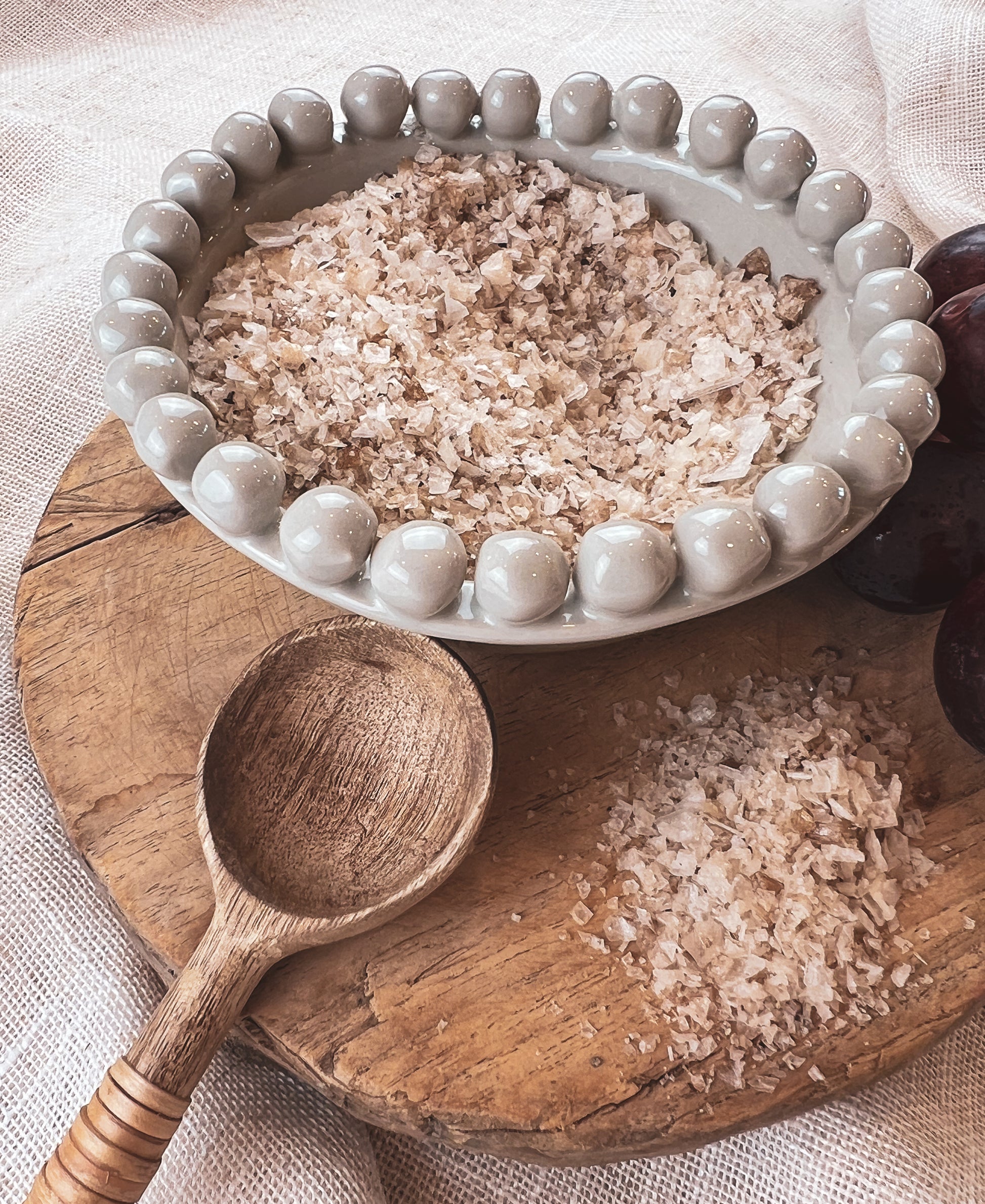 chapati-board-kitchenware-home-decor-rustic-wooden-stand