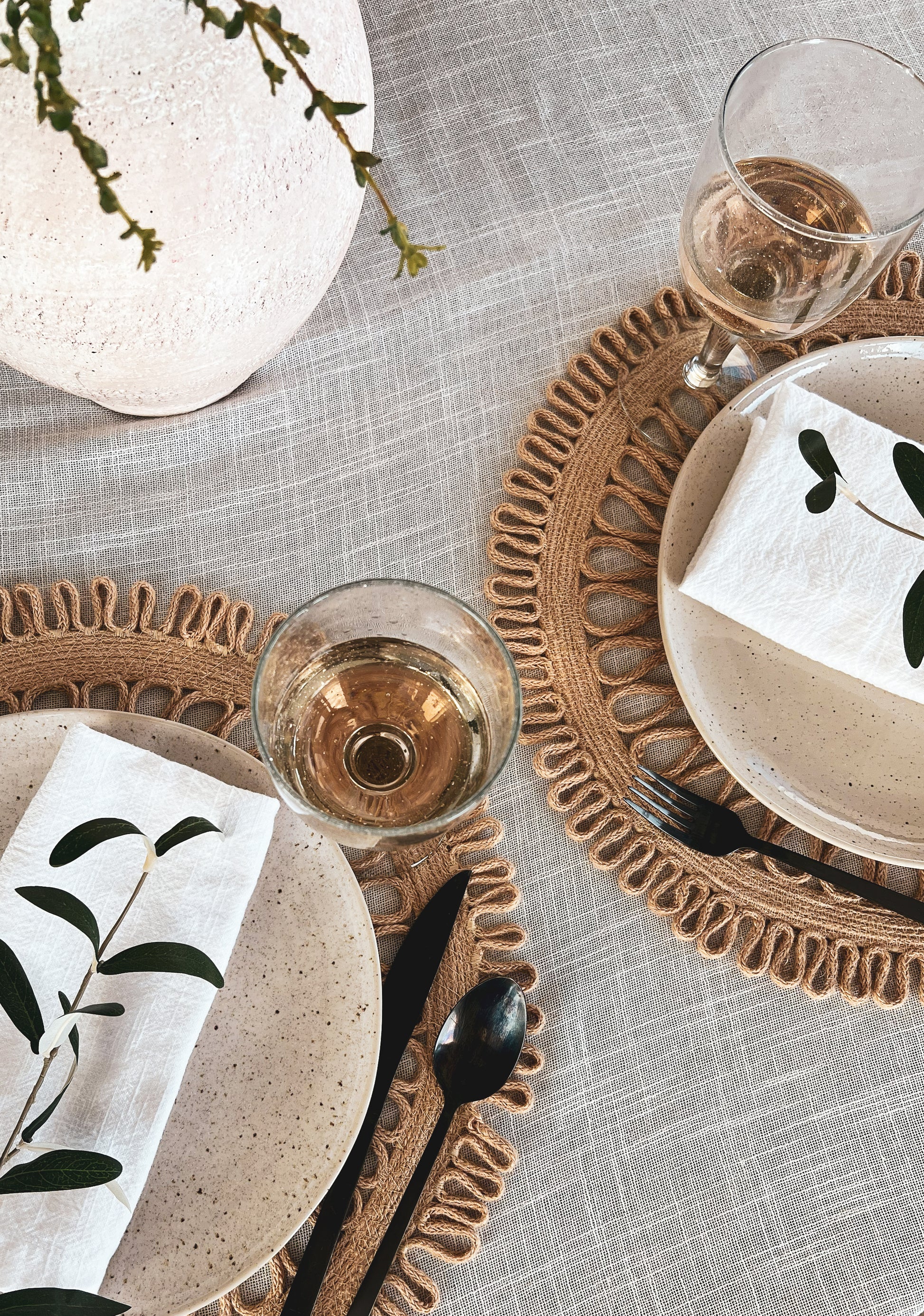 handmade-drinking-wine-glass-goblet-dining-tableware